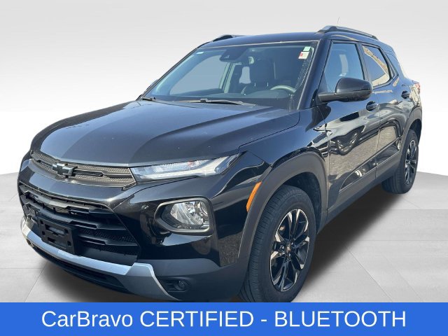 Used 2022 Chevrolet TrailBlazer LT w/ LPO, Blackout Package AWD/4WD image 2