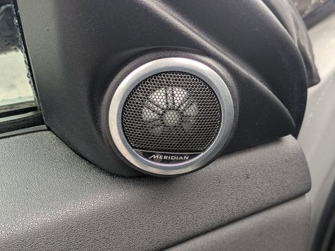 Used 2020 Land Rover Range Rover Evoque SE image 22