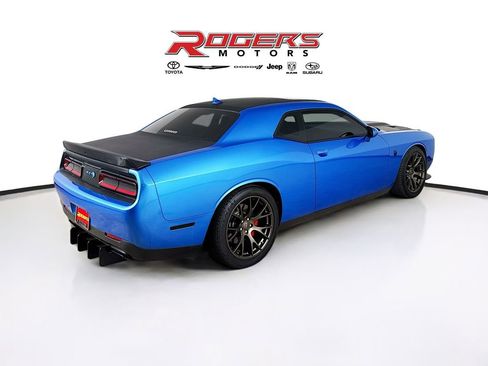 Used 2016 Dodge Challenger SRT Hellcat RWD image 8