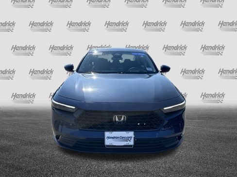 Certified 2025 Honda Accord SE image 6