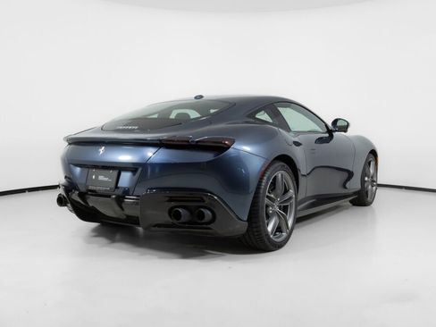 Used 2021 Ferrari Roma image 8