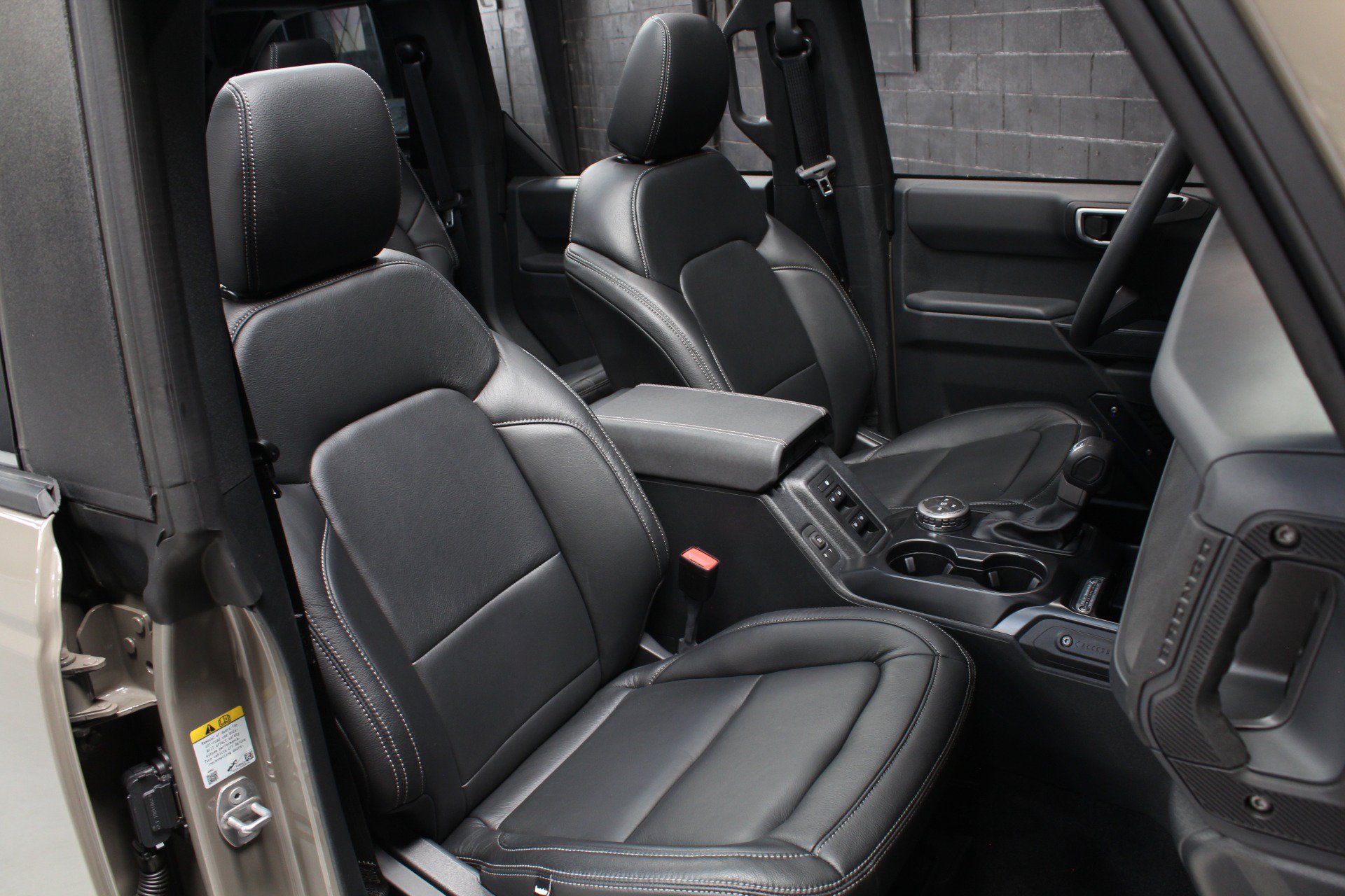 Used 2025 Ford Bronco 4-Door AWD/4WD image 77