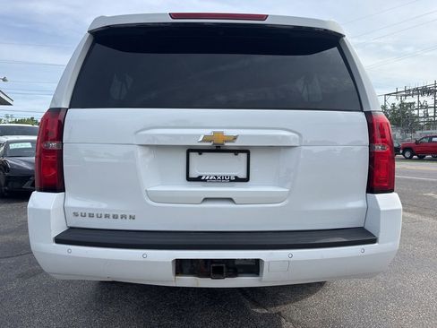 Used 2018 Chevrolet Suburban LT AWD/4WD image 6