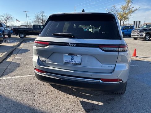 New 2026 Jeep Grand Cherokee Laredo X AWD/4WD image 28