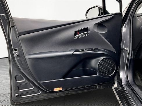 Used 2016 Toyota Prius Three Touring image 22