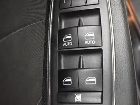 Used 2022 Dodge Charger SXT image 20