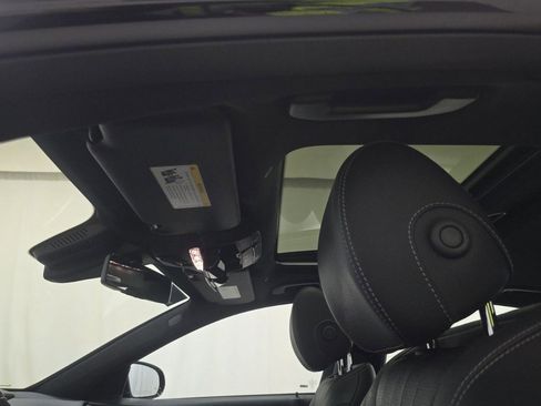 Used 2022 Mercedes-Benz E 350 Sedan w/ AMG Line Exterior image 8