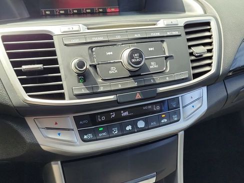 Used 2015 Honda Accord Sport image 28