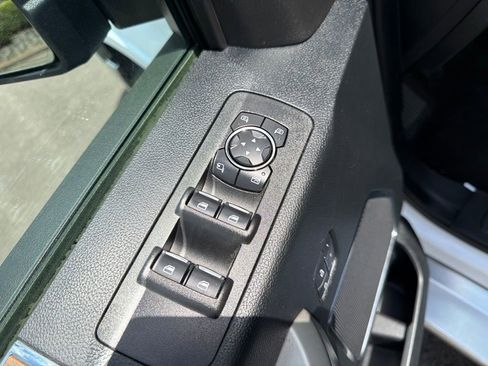 Used 2017 Ford F150 Lariat AWD/4WD image 13
