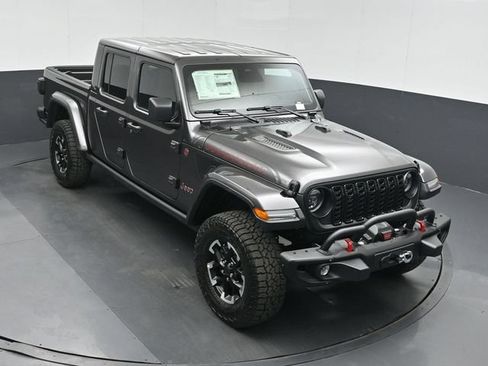 New 2026 Jeep Gladiator Rubicon AWD/4WD image 37