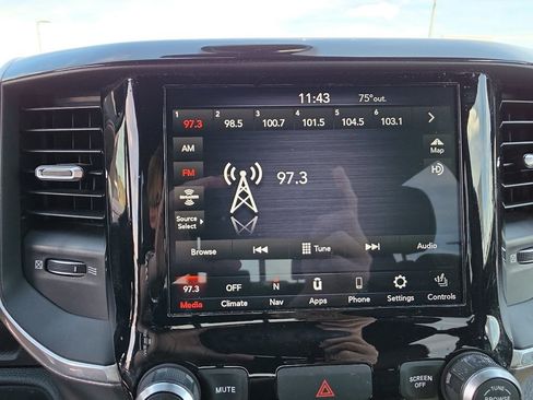 Used 2020 RAM 1500 Laramie w/ Sport Appearance Package AWD/4WD image 15