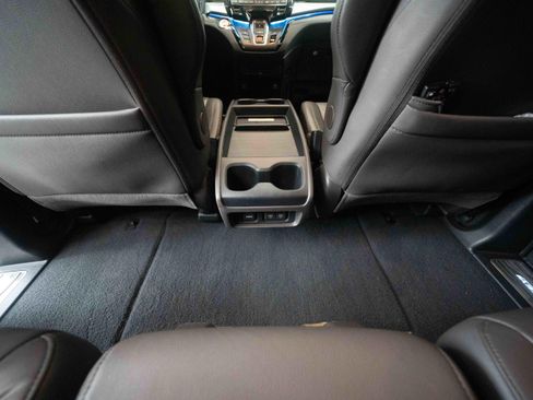 Used 2019 Honda Odyssey Elite image 22