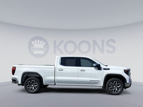 New 2026 GMC Sierra 1500 SLE AWD/4WD image 8