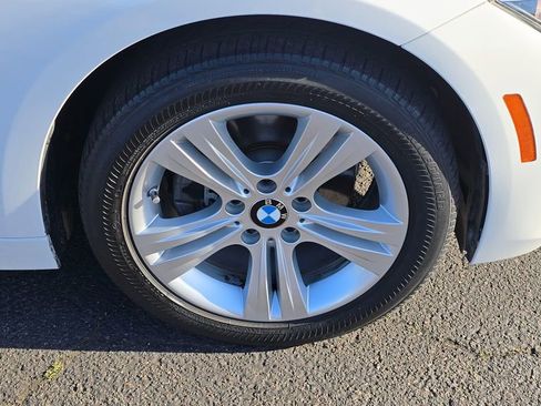 Used 2017 BMW 330i Sedan RWD image 9