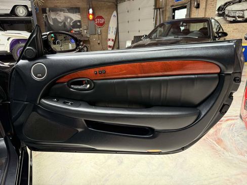 Used 2002 Lexus SC 430 Convertible RWD image 34