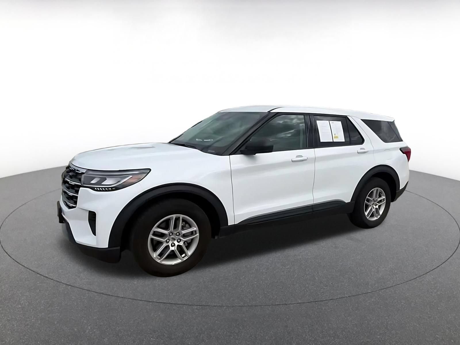 Used 2026 Ford Explorer Active RWD image 7