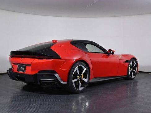 Used 2026 Ferrari 12Cilindri RWD image 9