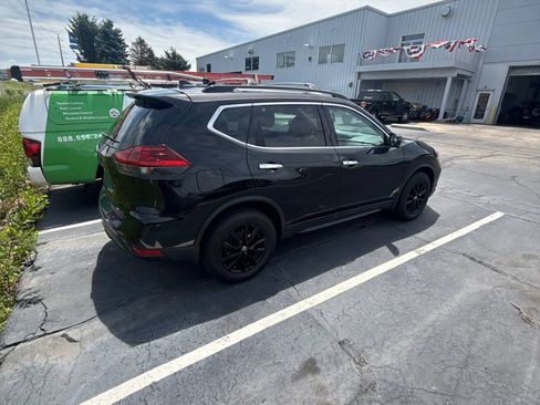 Certified 2018 Nissan Rogue SV w/ Premium Package AWD/4WD image 2