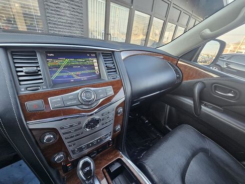 Used 2018 INFINITI QX80 Limited w/ All Season Package image 42