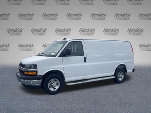 Used 2025 Chevrolet Express 2500 w/ Driver Convenience Package RWD image 5