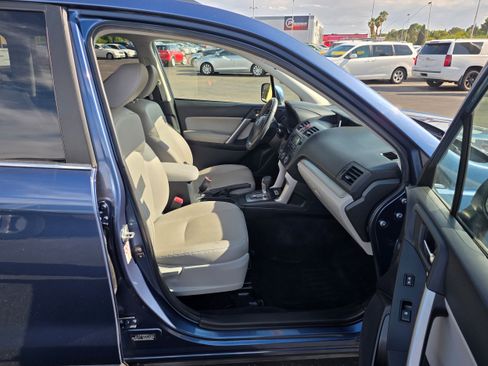 Used 2014 Subaru Forester 2.5i Limited AWD/4WD image 27