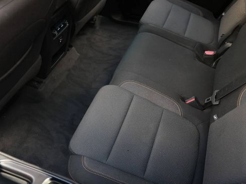 Used 2019 Chevrolet Traverse LS FWD image 32