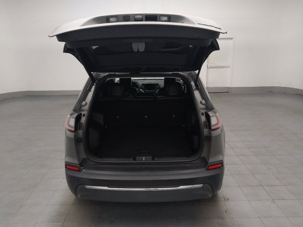Used 2019 Jeep Cherokee Limited FWD image 29