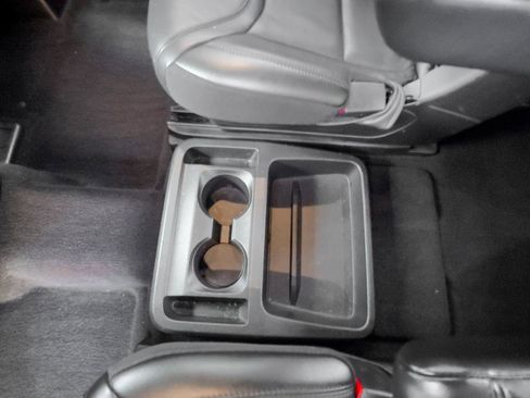 Certified 2020 Ford Explorer Platinum w/ Premium Technology Package image 13