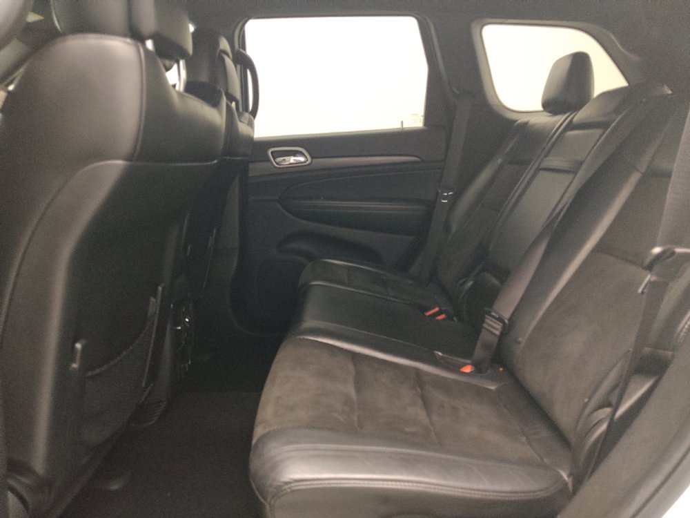 Used 2020 Jeep Grand Cherokee Altitude RWD image 18