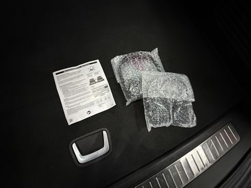 Used 2021 Chevrolet Suburban High Country image 29