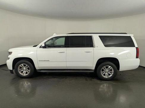Used 2016 Chevrolet Suburban LT w/ Luxury Package image 5