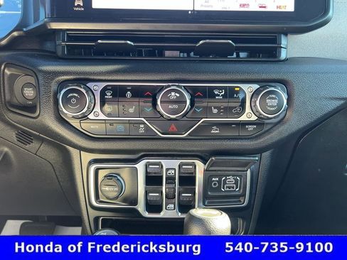 Used 2024 Jeep Wrangler Sport S w/ Convenience Group image 23