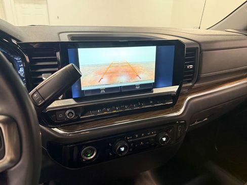 Used 2023 Chevrolet Silverado 1500 LT AWD/4WD image 78