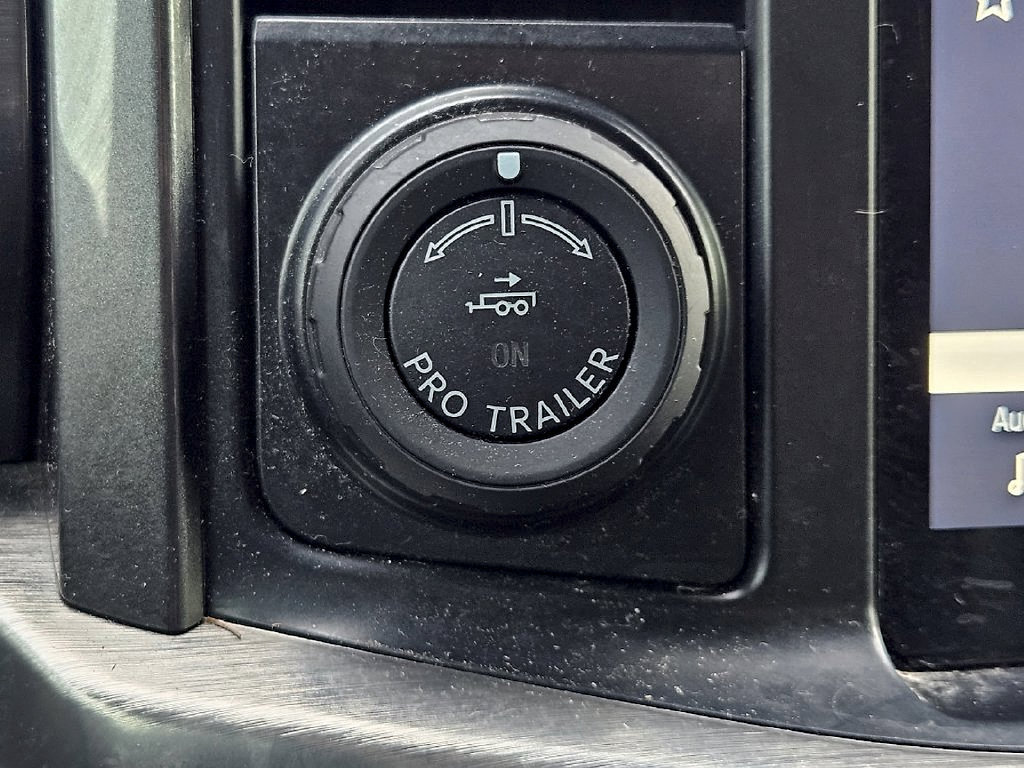 Used 2023 Ford F150 Lariat w/ Equipment Group 502A High AWD/4WD image 22