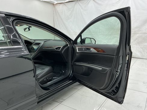 Used 2014 Lincoln MKZ AWD w/ Equipment Group 102A Reserve image 17