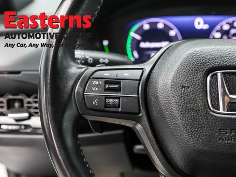 Used 2025 Honda Accord Sport image 15