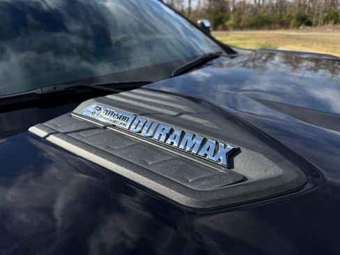 Used 2023 Chevrolet Silverado 2500 High Country w/ Z71 Off-Road Package image 17