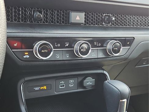 Used 2023 Honda CR-V EX image 15