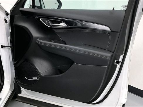 Used 2024 Buick Envision Preferred image 23