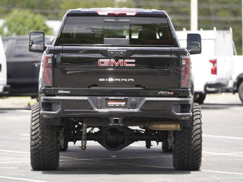 Used 2026 GMC Sierra 2500 AT4 AWD/4WD image 47
