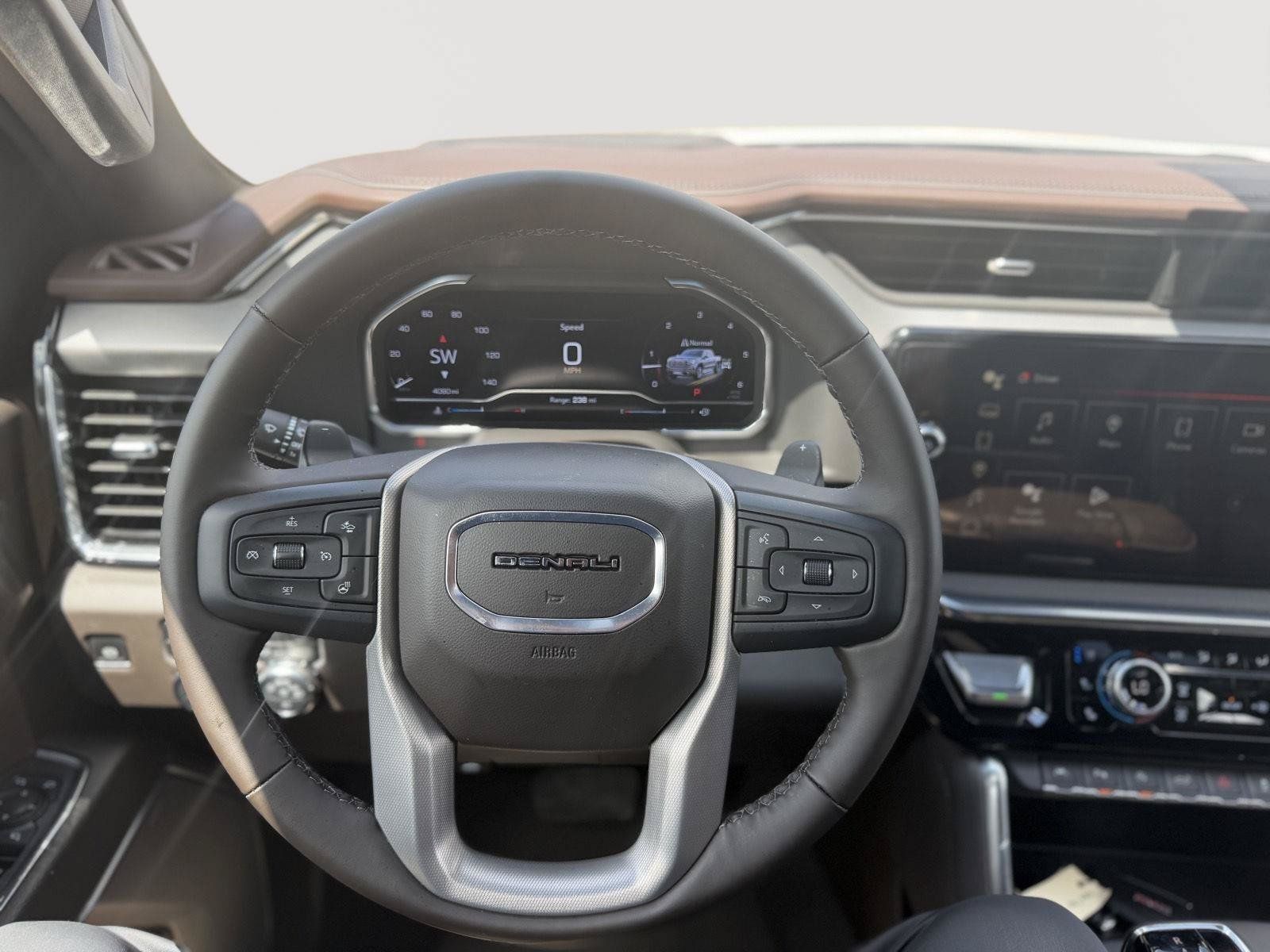 Used 2024 GMC Sierra 1500 Denali w/ Denali Reserve Package AWD/4WD image 14