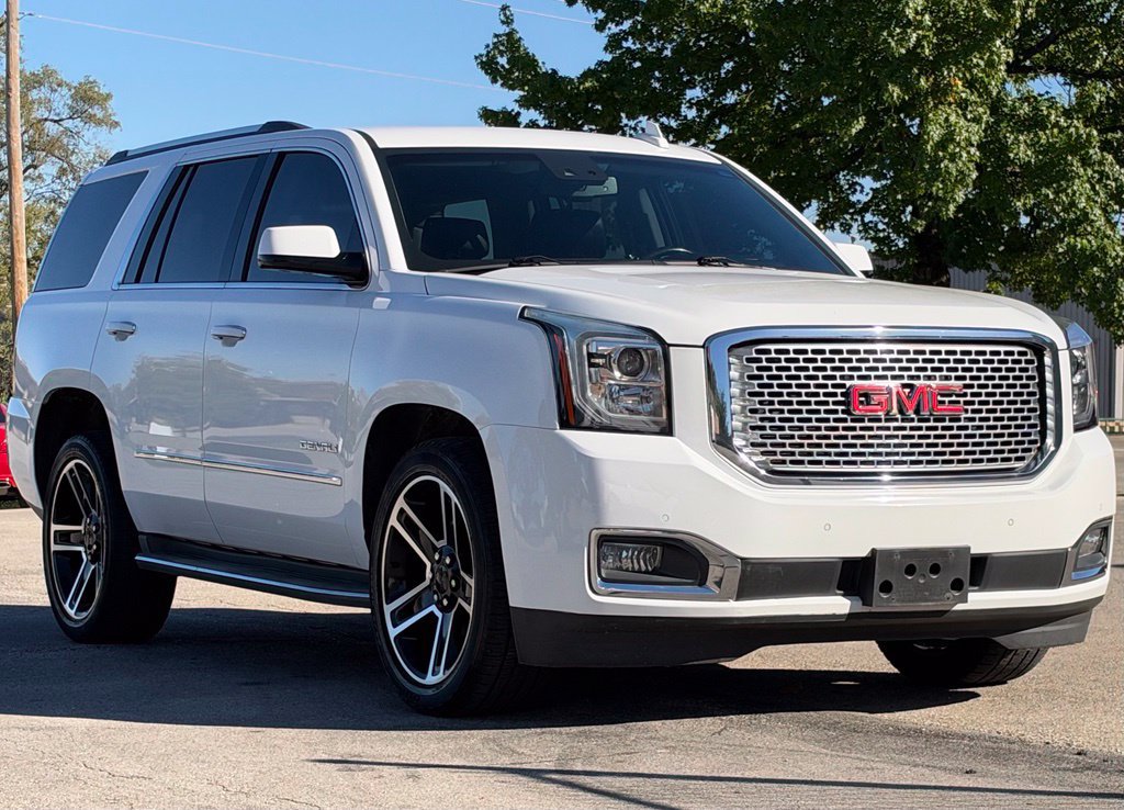 Used 2016 GMC Yukon Denali AWD/4WD image 8