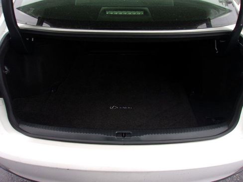 Used 2018 Lexus IS 300 w/ Accessory Package 2 image 6