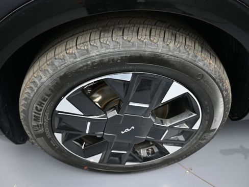 New 2026 Kia Sportage SX FWD image 14