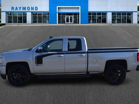 Used 2017 Chevrolet Silverado 1500 LT w/ Rally 2 Edition image 6