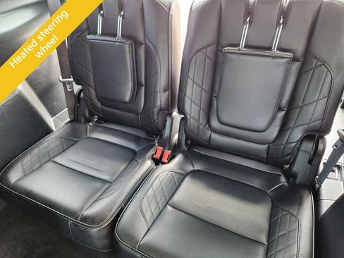 Used 2018 Ford Explorer Platinum AWD/4WD image 18