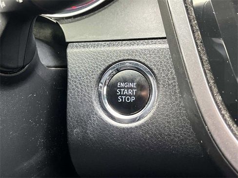 Used 2019 Toyota Camry XSE image 33