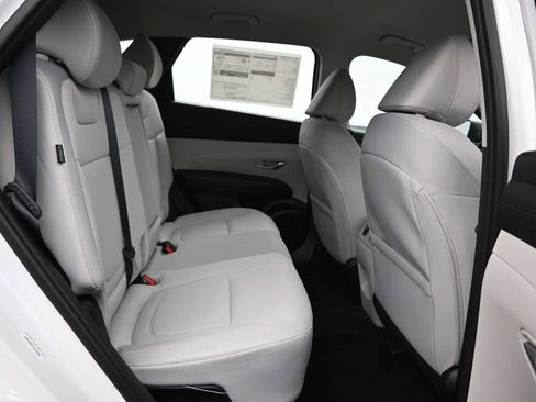 New 2026 Hyundai Tucson Blue SE image 11