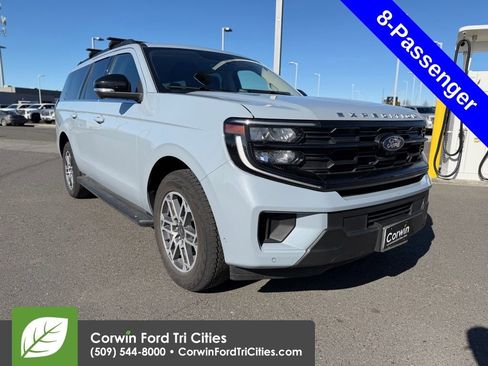 Used 2025 Ford Expedition Max Active image 1