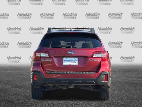 Used 2018 Subaru Outback 2.5i Limited image 6